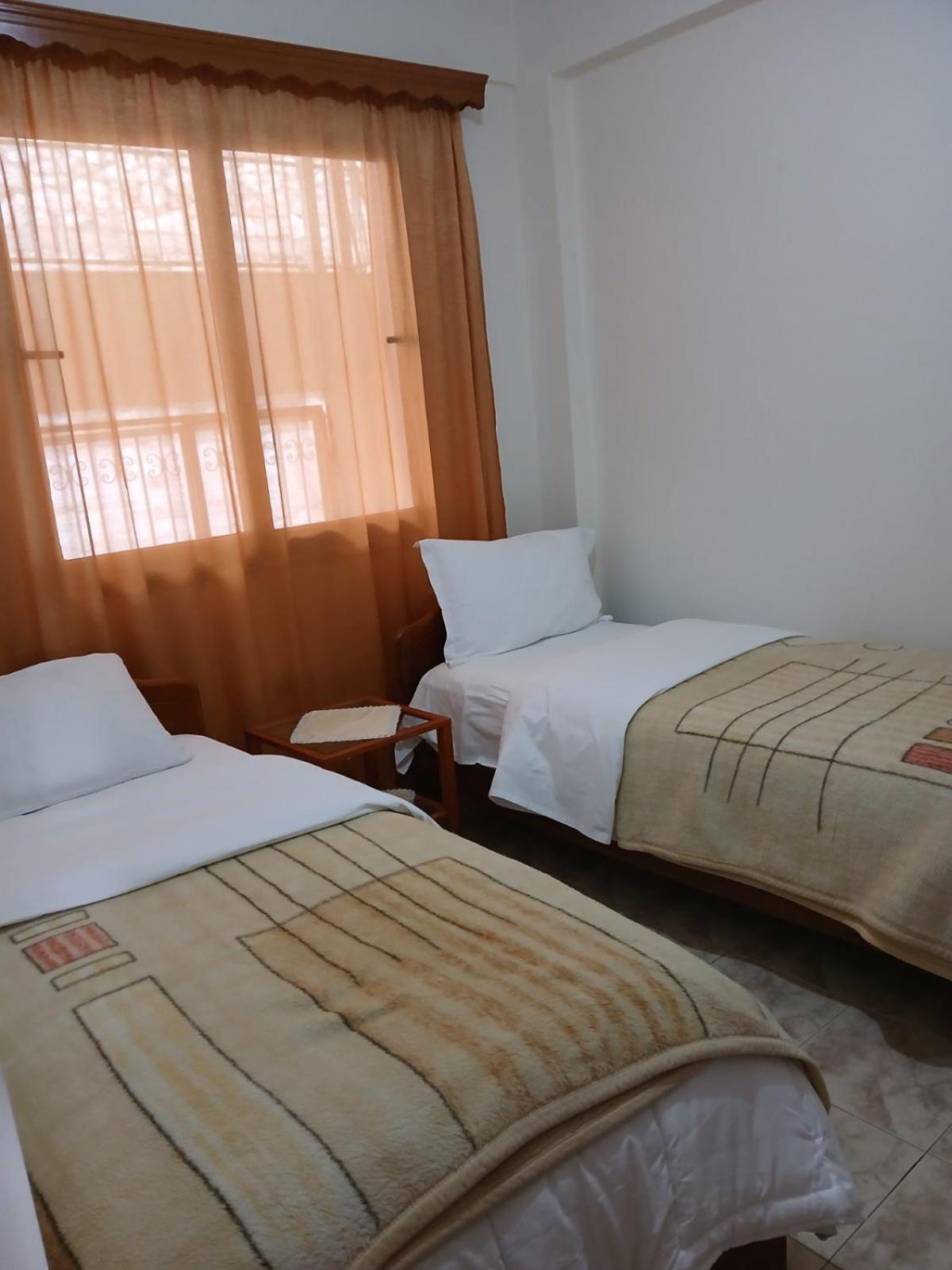 Sea & Relax Apartment Sarandë Buitenkant foto