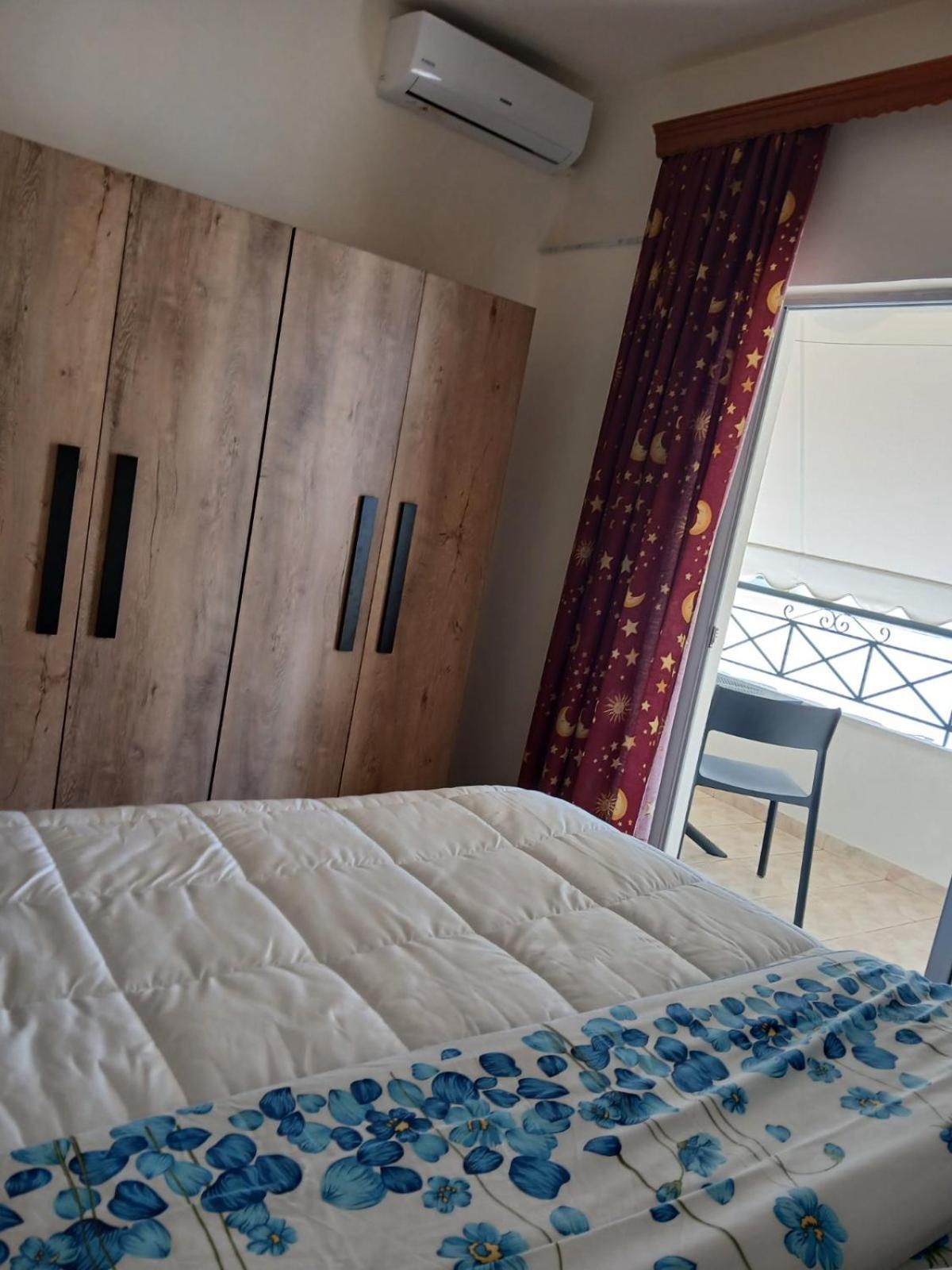Sea & Relax Apartment Sarandë Buitenkant foto